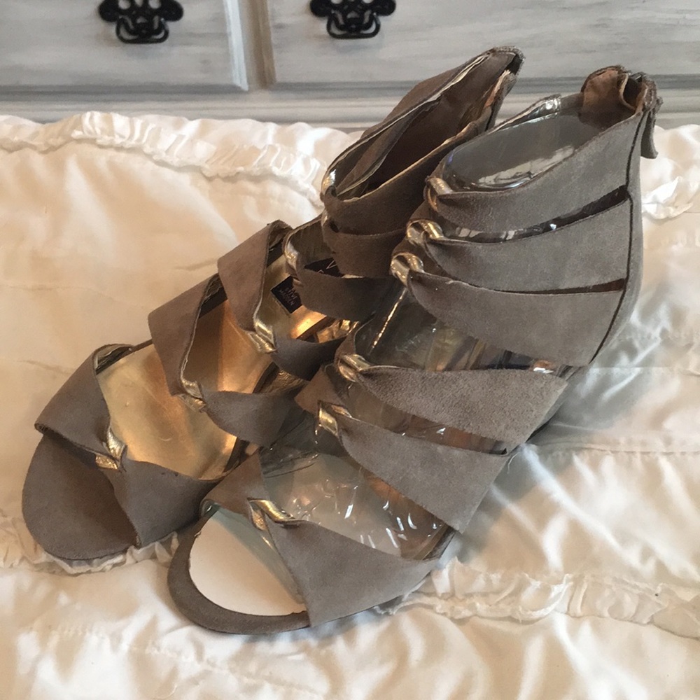 Grey Steve Madden wedges